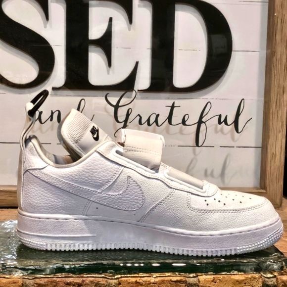 Nike Air Force 1 Utility White Strap Closure Mn 8 | Wmn #AO1531-101 - Picture 3 of 11